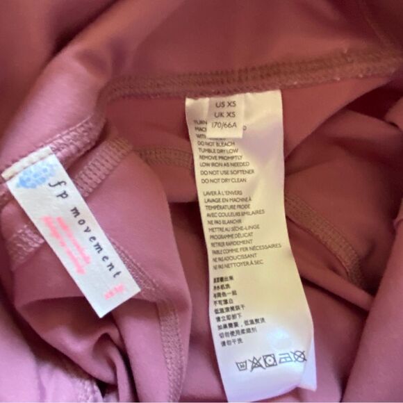 Free People Movement Tibetan Rose Out of Your League Leggings Sz XS NWT - Picture 7 of 12